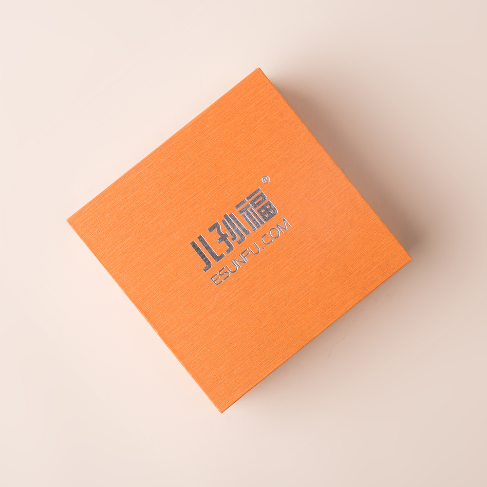 Silver Foiled Rigid Cardboard Shoulder Box