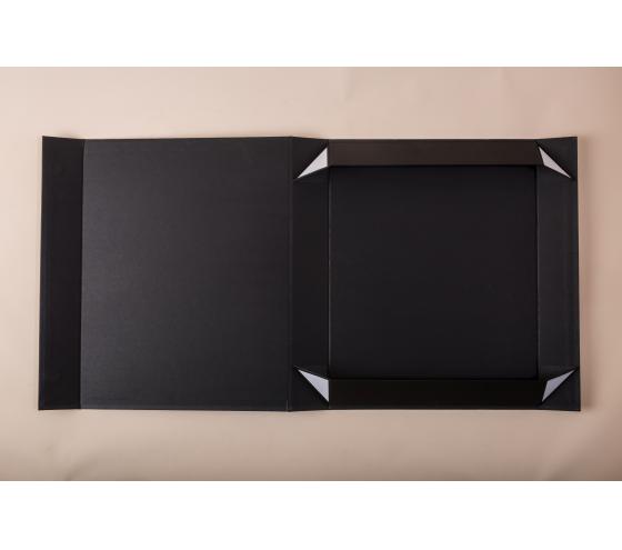 Folding box